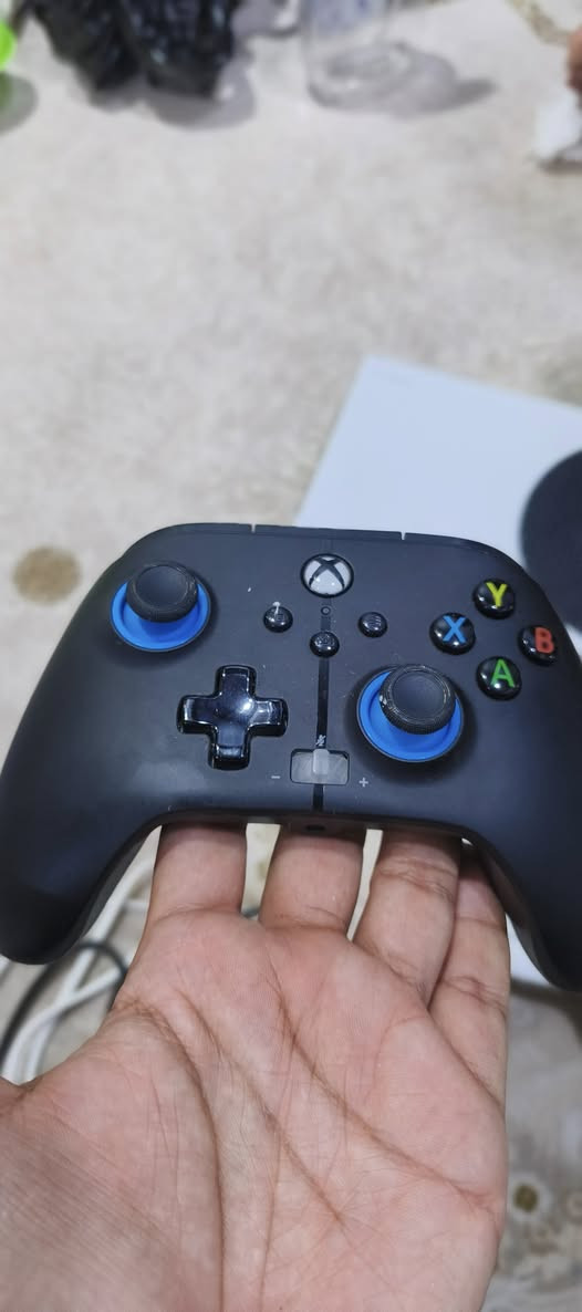 اكس بوكس سيريس اس
استعمال قليل كلش 
نظافة 90%
مع جوستك گيم سير نظافة فول + جوستك ثاني
وياه حساب بي فيفا 25
سعر 375 وبي مجال


**إذا كنت صاحب هذا الإعلان وتريد حذفه لأي سبب، رجاءا أرسل رسالة إلى الدعم الفني**