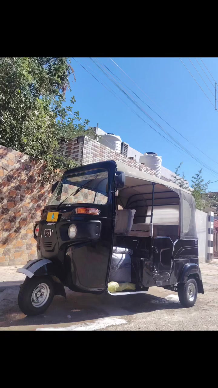 السلام عليكم شباب تكتك موديل 24 للبيع تكتك كفاله العاميه مكفوله من العاميه للدعايه 
التكتك ليس رقم أوراق وكيلها سيد وسام أبو المجر بكاني مجر خاص ما متواجد وهاذ رقمي تصل علي
*********** 📞
