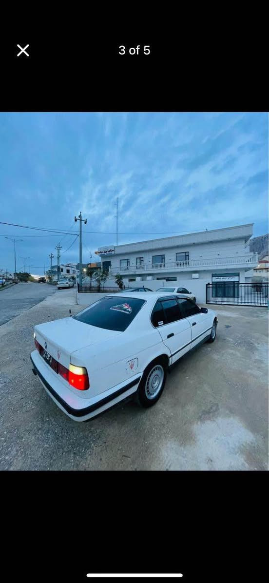 سەرتا بەناوی خوای گەورە 
Bmw 
فرۆشتن و گۆڕینەوە 
 گێڕبەشرت مەکینەی دەنگی تایە
مەزیدیە  
مەکینەین525 فەل هەڵمی دەمی نیە 
کاربای بەشرت 
دووجام کاربا
ئێمپی فایر 
چوار کوشنی لۆک  
سەیارەکە بێ لێداروی بێ خایسات 
پێش دوای کەپس 
سەقفی شوشەی 
سەیارەکە خۆی دیارە دەمار لەسەر دەمار 
تەقو ڕەقی بەشرت 
فرۆشتن 25ومەجال گۆڕینەوە لەسەر دڵ گرتن
ناونیشان چەمچەمال
*********** شمشمل, السليمانية
