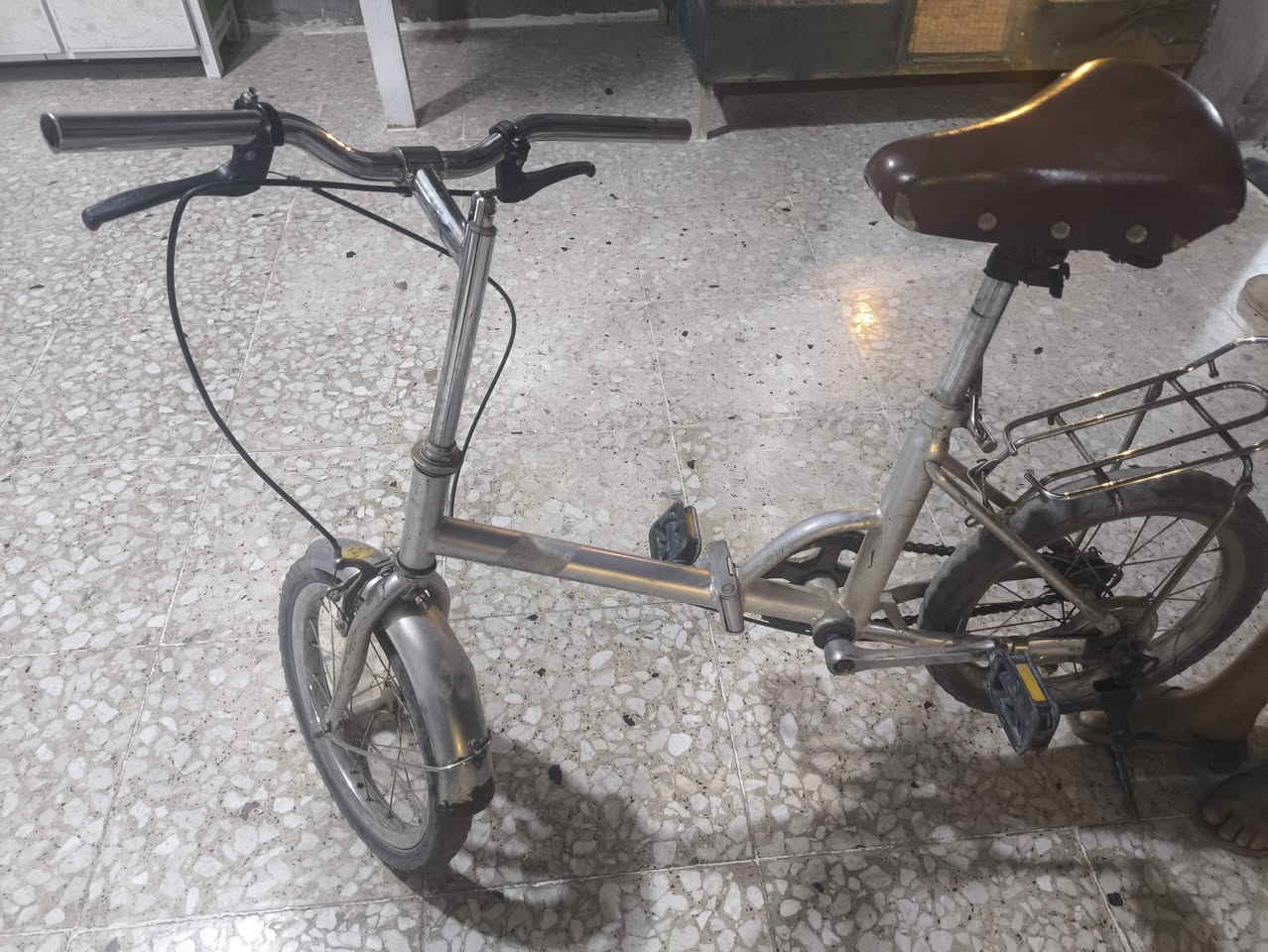 باسكل ياباني مستعمل قليل السعر 75 وبي مجال مكاني كربلاء حي العسكري .
***********
