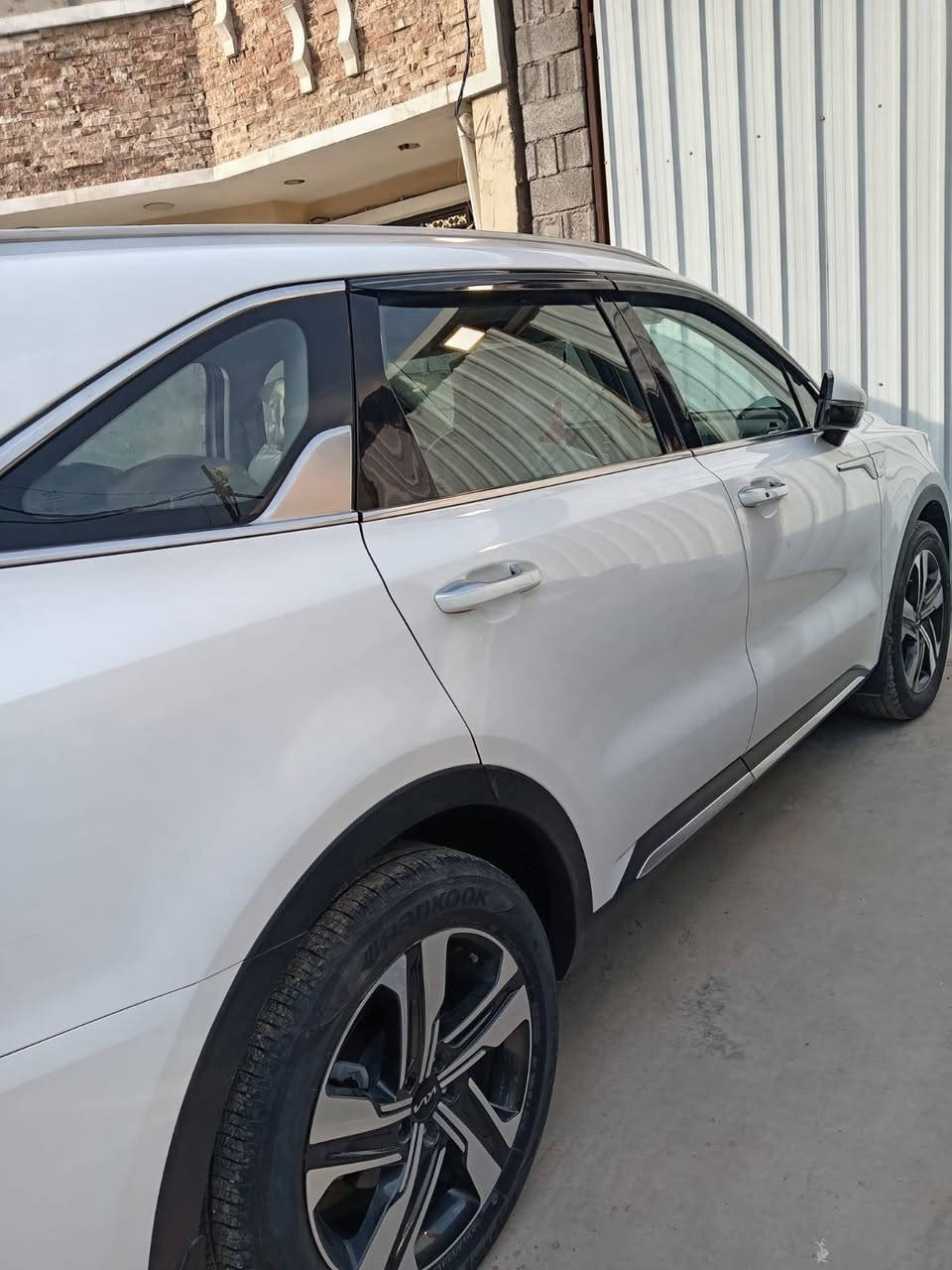 سلام عليكم
سورنتو 2022خليجي فول 1/1 رقم بغداد دولي باسمي تحويل مباشر 
مكفوله من كلشي ماعايزه برغي سياره جاهزه استعمال بيت
بيه فقط بارد بل جاملغ جهت الصدر بدون صبغ
المواصفات
بصمة دخول ذكي
صندوق ذكي كهرباء
7 راكب 
3 قطع تبريد 
داخل اوفايت 
فور ويل 
كيرماوس 
6سلندر مكينة 3500
شحن وايرليس
شاشة ابل كار بلي 
منافذ شحن 
لدات امامي خلفي 
كراسي كهرباء 
كشن حار بارد 
هاند بريك بصمة 
وضعيات قيادة مختلفة
وبعد بيها هواي مواصفات 
السعر 300$ وبيه مجال 
الاستفسار اتصل ***********
