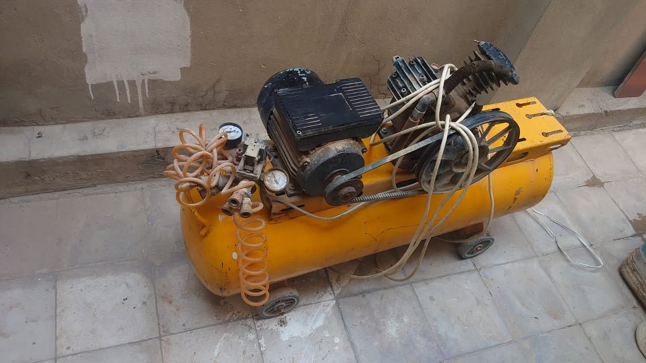 السلام عليكم للبيع
منشار منضدي ٧٥
بطل هوا  ٧٥
كتر تركي ١٢٥
كتر عادي ٣٥
مكاني بعقوبة كاطون الرازي 
هـ/ ***********
