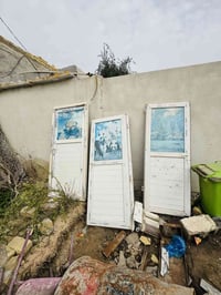 بيبان للبيع العدد 3 اثنين بدون جرجوبه السعر مناسب 07818867961