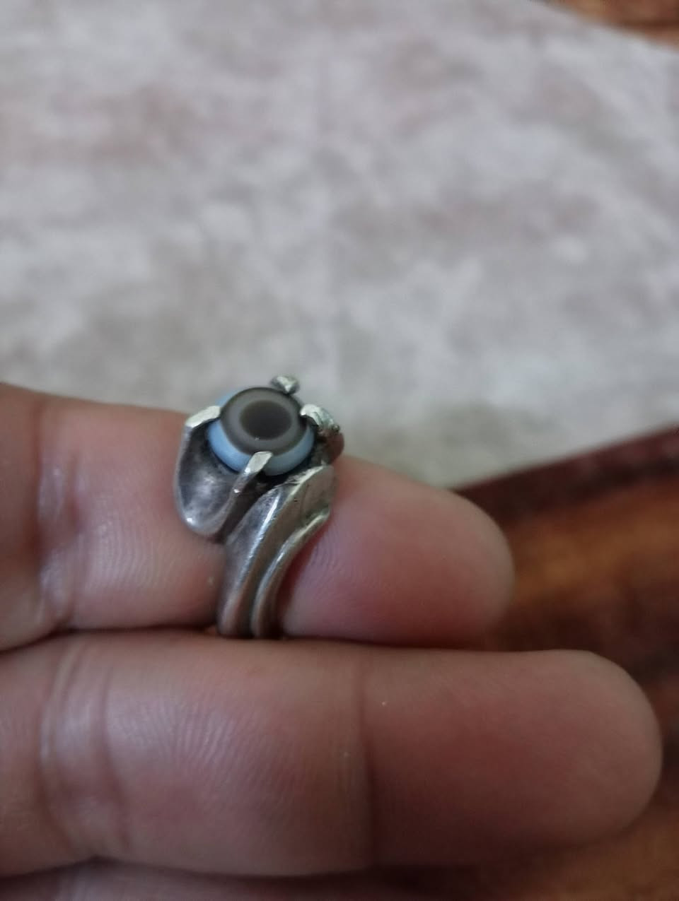 يا الله متوفر خاتم جزع يماني صياغه يدوية بمبع السعر خاص يوجد توصيل لجميع المحافطات


**إذا كنت صاحب هذا الإعلان وتريد حذفه لأي سبب، رجاءا أرسل رسالة إلى الدعم الفني**