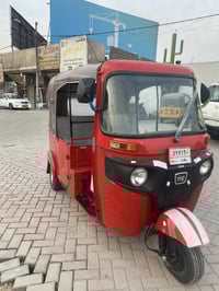 تكتك للبيع موديل 23 مضلع مكفولة من ضربة صبغ مرقم شراي يتصل 07717430711