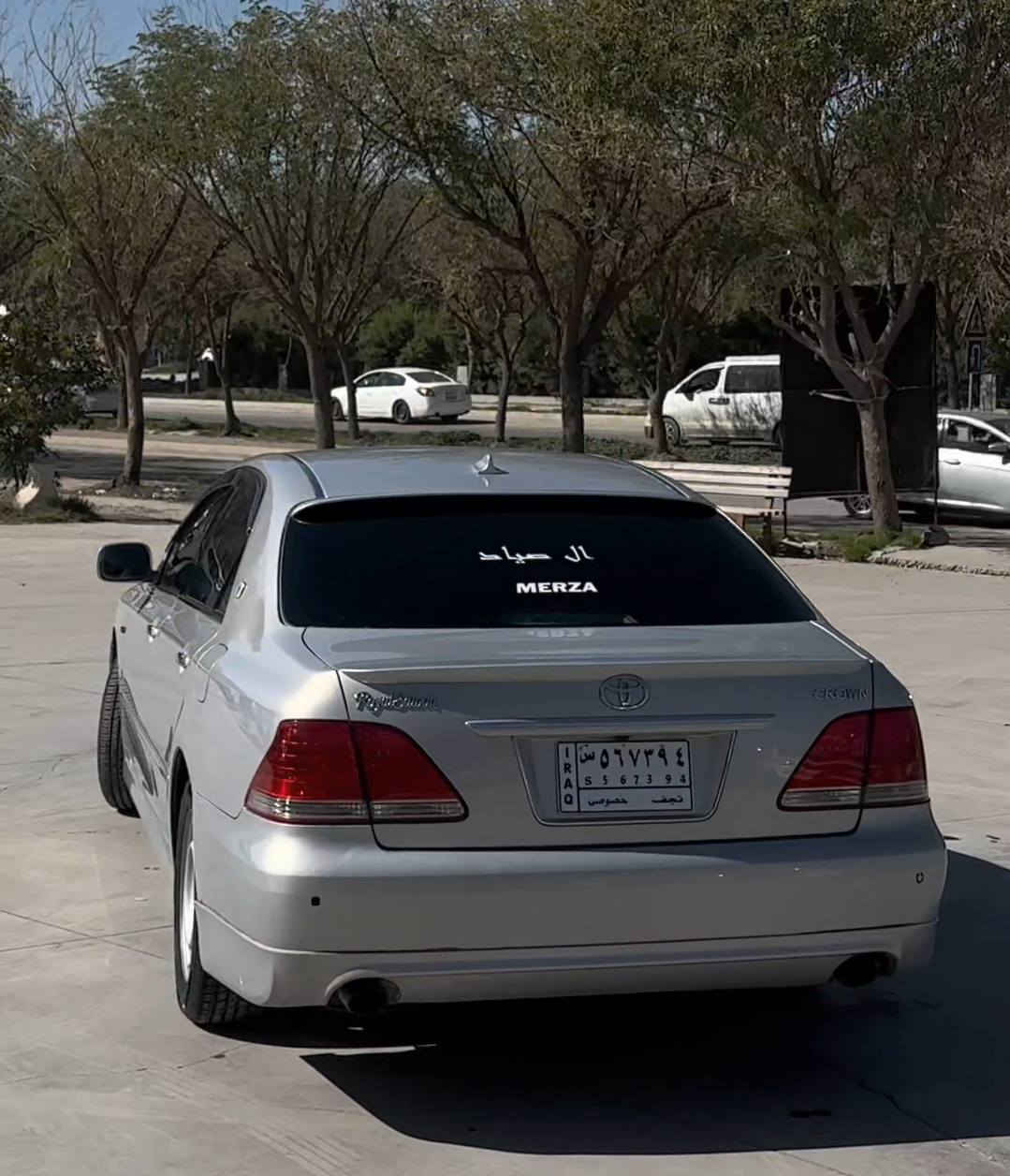 شاهینە براوە
2005
182 فوول بەرمەجە
بەحری
ناوزەرد
2 دووگمە
شاشەو کامیرە
2 پارچەی بۆیاخە
کامل مەسروف 
فوول جوانکاری
4 تایەی تازە 
بۆ چال مەگەری بەقەد ساغیک جوان نەبوو مەعمەلەی مەکە
0775 6188005 
کەلار
