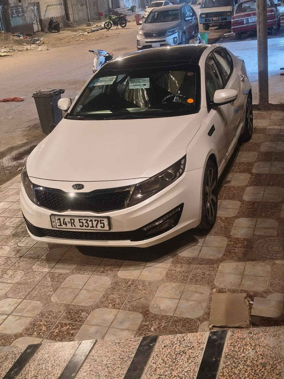 سياره لبيع اولتيما خليجي كفاله عامه موديل 13 فول موصفات سعر 138 (عنوان ذي قار)  ***********
