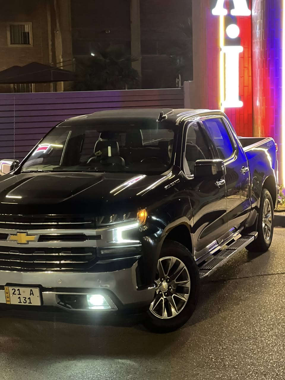 سلام عليكم ورحمة الله 
سلفرادو 2021 خليجي مغلف نانو ppf 
رقم سليمانية مميز سيارة فول موصفات LTZ فتحة فول فول مواصفات  مكينة 8 سلندر 5300 سيارة كفالة عامة كلش وجديدة مال جني 
الاستفسار: ***********
مكاني بصرة
