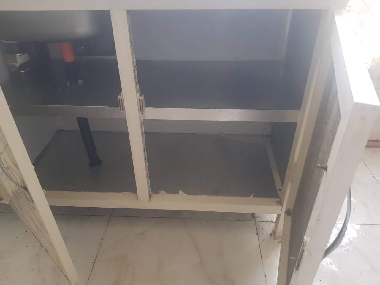اغراض للبيع
بعقوبة مقابل كلية اليرموك مجاور قصور الدهالكة
الاتصال على الرقم +9647705556035

كاونتر المنيوم سنك مترونص كاونتروملحق مترين ٢٧٥

غسالة بيهة النشاف عاطل فقط  ٤٠الف 

اوفن نوعيةتركي شغال ب٢

مرايا٣٠
جرباية نفر ٣٠ 
دوشك نفرين ٦٥
دوشك نفر  المميز العالي ٣٠


**إذا كنت صاحب هذا الإعلان وتريد حذفه لأي سبب، رجاءا أرسل رسالة إلى الدعم الفني**