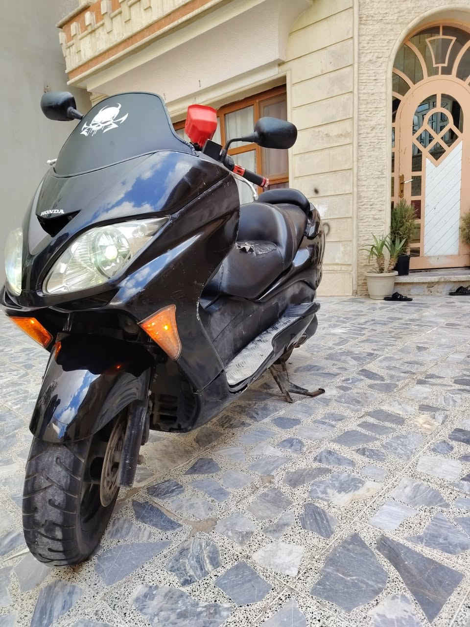 فورزا 0.8 للبيع
مرقمة نينوى شرط تحريل
كامله من كلشي كهربائيات شغاله كامل
سعرها 12$
مكاني موصل حي الصديق
غير متواجد على الفيس نهائيا
اتصل عالرقم ***********
