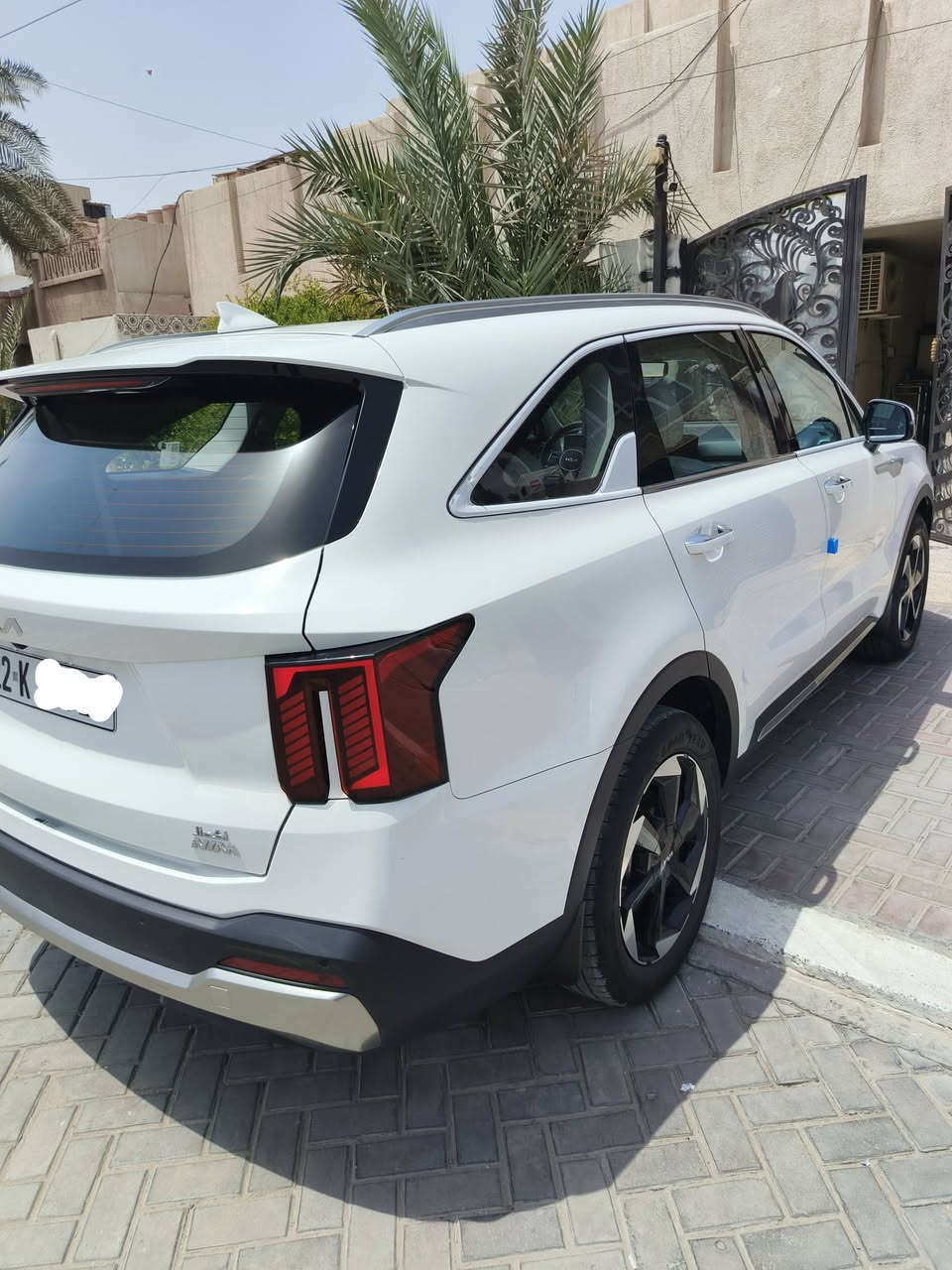 سورنتو
خليجي زيرو ماشية37الف
سيارة 🔥
موديل  24
شركة اكدال نيم
ضمان (5) سنوات 
6سلندر 
جنطة كهرباء 
سقف بانوراما
كشنات جلد 
حساس امامي خلفي 
تبريد 3 قطع 
7راكب 
كير ماوس 
4انضمة قيادة 
تحديد مسار 
بصمة تشغيل عن بعد 
انارة محيطية ليزرية في الداخل متغيرة حسب رغبة 
بردات خلفية 
نفيكيشن نضام خرائط وتحديد موقع 
لايت زينون عالي ناصي 
رقم اربيل دولي سيارة بأسمي 
العنوان (بغداد الكرخ الغزالية) 
رقم الهاتف:***********
ابو رسول 
سعر322ورقة
