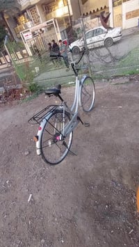 بايسكل بناتي حجم 26 موديل 2020 للبيع السعر 90 وبي مجال حك جية مكاني بغ...