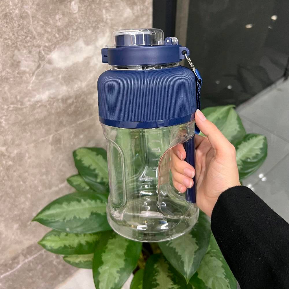 🥤 خليك صحي وين ما تروح مع خلاط RAF المحمول!

حضّر عصيرك الطازج والمخفوقات بلحظات بفضل 10 شفرات قوية ومحرك سريع يخلط بكل سلاسة ⚡️

سعتين عمليتين (1000 مل + 400 مل) تناسب كل احتياجك، من مشروب سريع لوجبة صحية كاملة 🧃

بطارية مدمجة تُشحن USB، خفيف وسهل الحمل للسفر، الدوام، أو الجيم 🎒

آمن وسهل التنظيف، وما يشتغل إلا إذا الغطاء مثبت صح ✅

اختيارك المثالي لعصائر، سموذي، وحتى أكل الأطفال 👶💚

خلي صحتك معاك بكل مكان وبأبسط طريقة! 💪 
متوفر توصيل لجميع محافظات العراق 