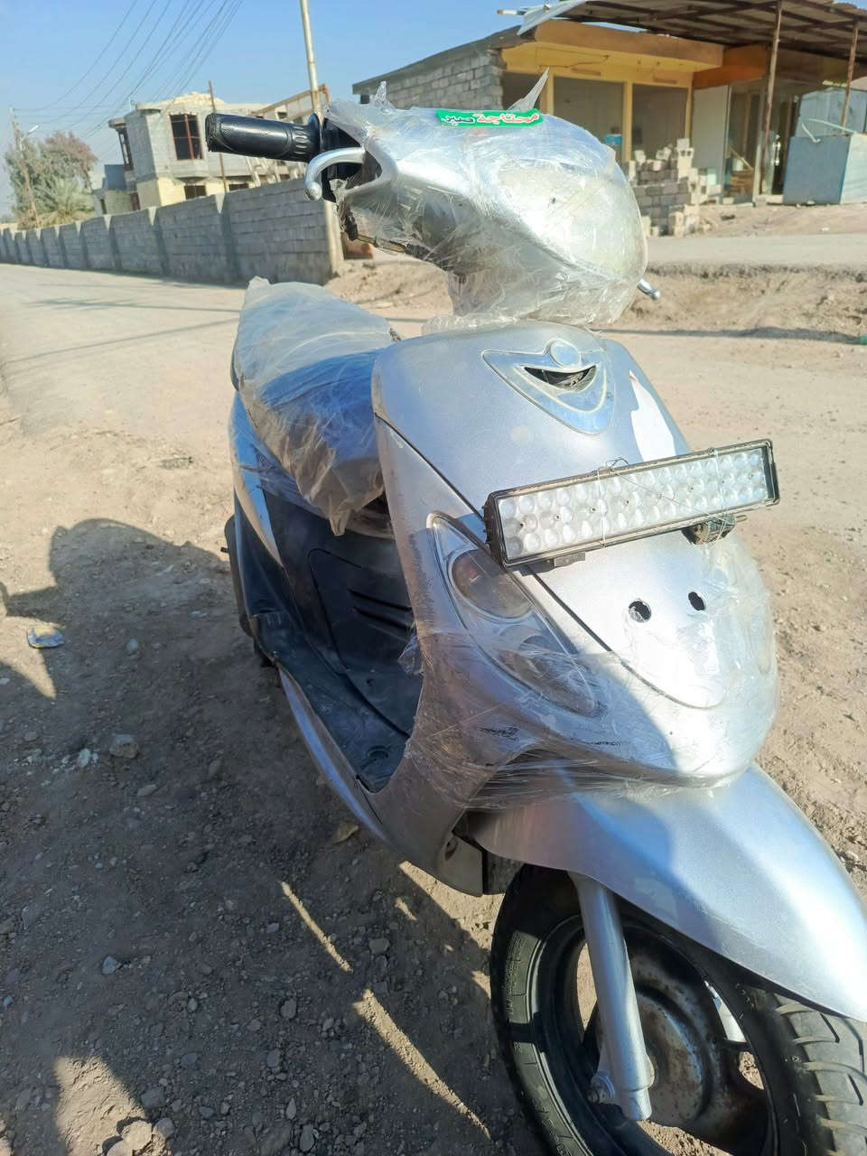 دراجه ماكس منغولي كامله من كلشي فقط هندر. يرادله السعر 325 وبي مجال مكانه النساف البعلوان استفسار اتصل عل رقم.. 
***********
