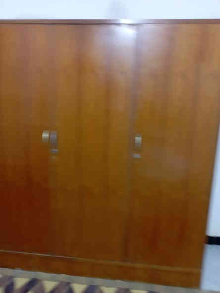 كنتور ٤ ابواب مستخدم خشب صاج قوي 
كربلاء حي العامل 
السعر ١٥٠ الف 
***********
