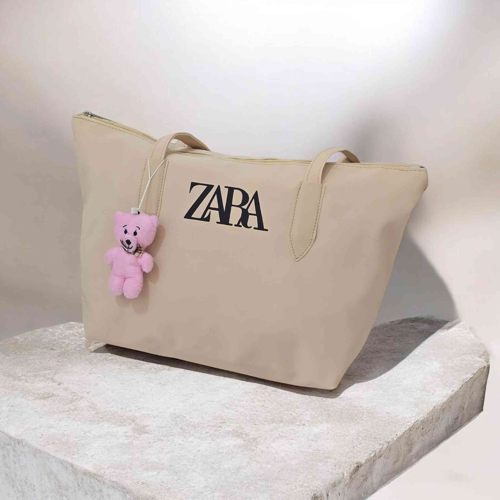 #جديدنا 
توت باك توفرت بسعر #ب٨ الف قطعتين #ب١٥ 
🌺🌺🌺🌺
التوصيل لكل محافظات العراق صار #ب٣ الف فقط 

متوفره حسب الالوان المرفقه في الصور ❤❤❤

#اذا_حبيتي_تكون_اطلالتج_مميزه راسلينا ع البيج 
او الاتصال ع الرقم ✅️***********✅️

  #التوصيل لكل محافظات العراق(٣) الف فقط 

#توجد_خدمة_توصيل_المسيب_وكافة_محافظات_العراق

#ملاحظه المحل حقائب نسائيه وملابس أطفال واكسسوارات داخل المحل 🔥 يارزاق 

العنوان ازياء الورود بابل_مسيب_شارع المستشفى مجمع مضر النجار
 #مقابل مجمع ريحانه للأقمشة 
#مجاور دكتوره علياء النسائيه 
#مجاور احمد للموبايل 
رابط قناتنا ع التليكرام  https://t.me/alwrood996

رابط صفحتنا ع الانستغرام https://instagram.com/alwr.ood9?igshid=ZGUzMzM3NWJiOQ==    تشرفونا
