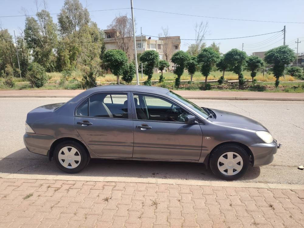 لانسەر 2008 ئۆتۆماتیک ڕەقەم سلێمانی سەنەوی تا 8 2028 تازەیە چرکەی تیا نییە  کامل بە شەرتە 5 پارچەی بۆیاخە بێ ناو گرتن
خوار هەموو بازاڕ 59 قفڵ فرۆشتنی خێرا
لە سلێمانییە ژت*********** ژت*********** السليمانية, العراق
