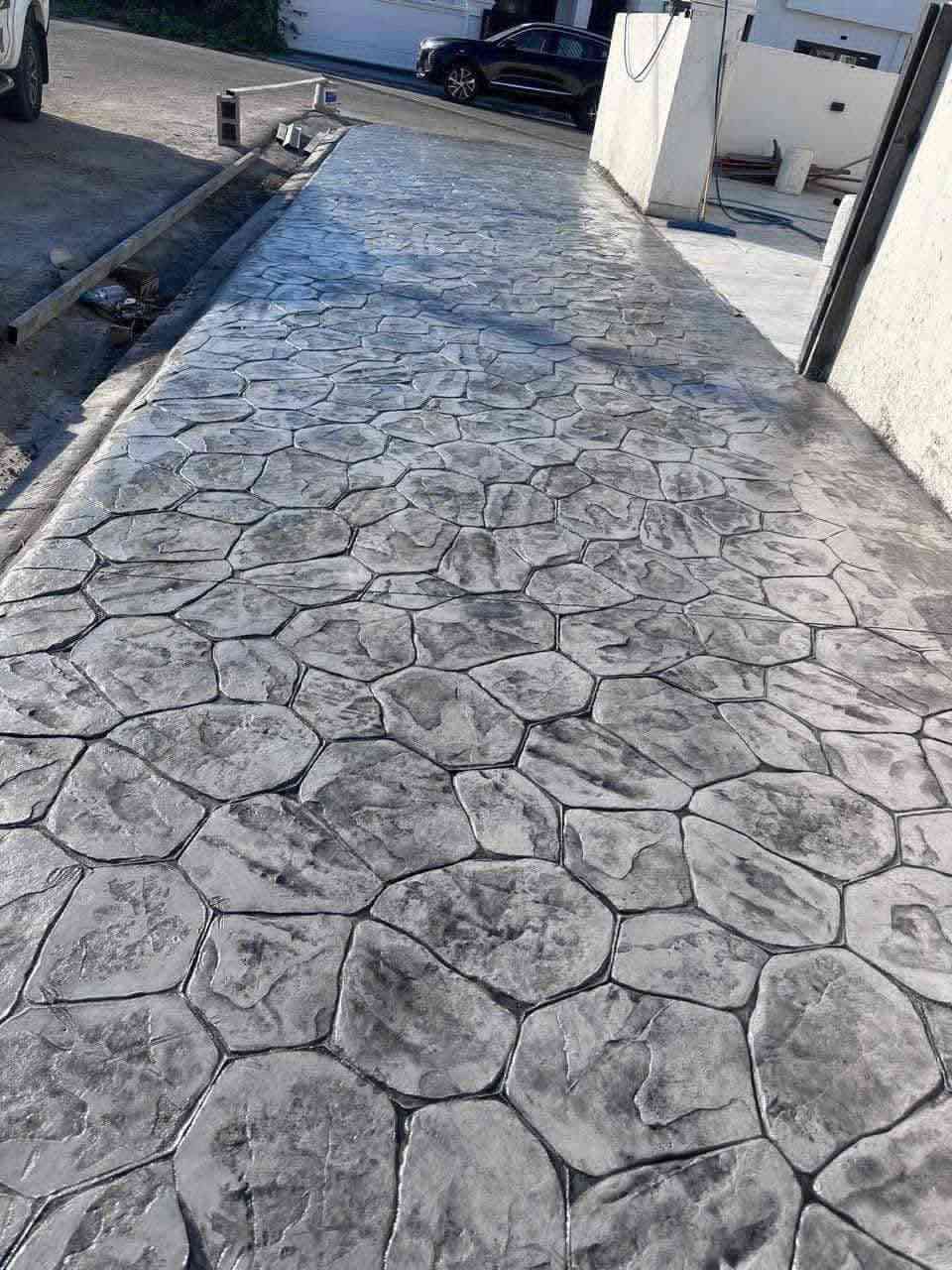 كادر عمل متكمل شرط اشراف مهندس
نقشات طبع درجه اولئ ***********
