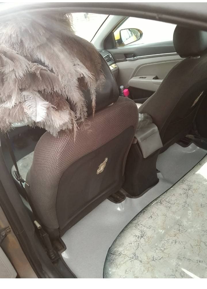 النترا ١٧ فووول عدا الفتحه  سيارة جاهزة من كلشي  ضررها موجود سيارة كير محرك صدر كفاله باسمي رقم بغداد دولي هزة جديده سنويه لغاية ٢٨ برغي ماناقصها مصفرى من كلشي السعر ١٢٤ وبيها مجال للشراي
للاستفسار أكثر *********** سيارة بديالى
