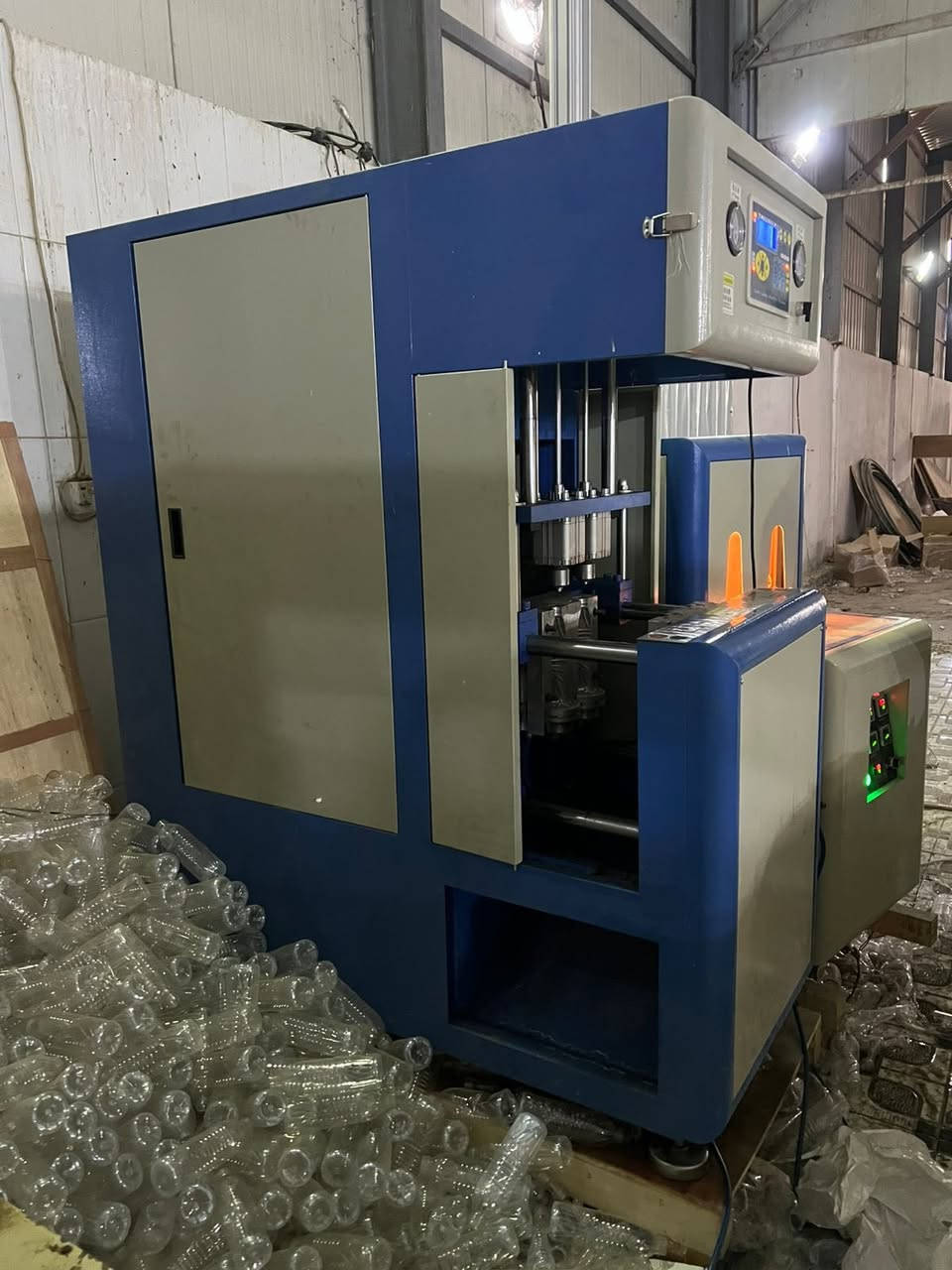 نافخه ثنائيه HZ
موديل :2025
جديده زيرو فحص فقط
السعر:55 وبيها مجال
رقم:***********
