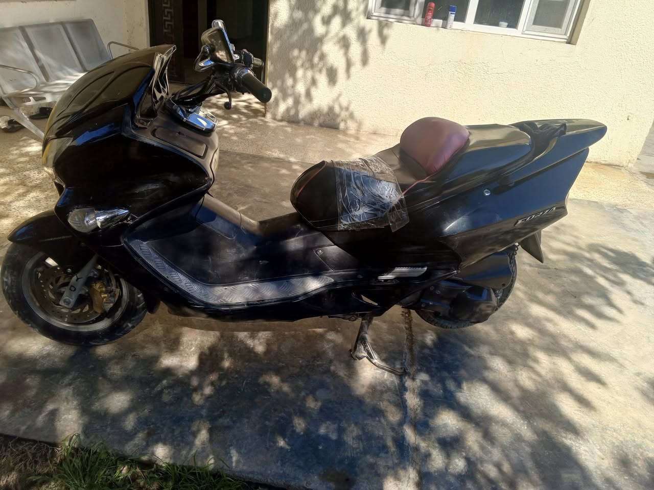 ***********
فورزه للبيع سعره 350

‏‪
