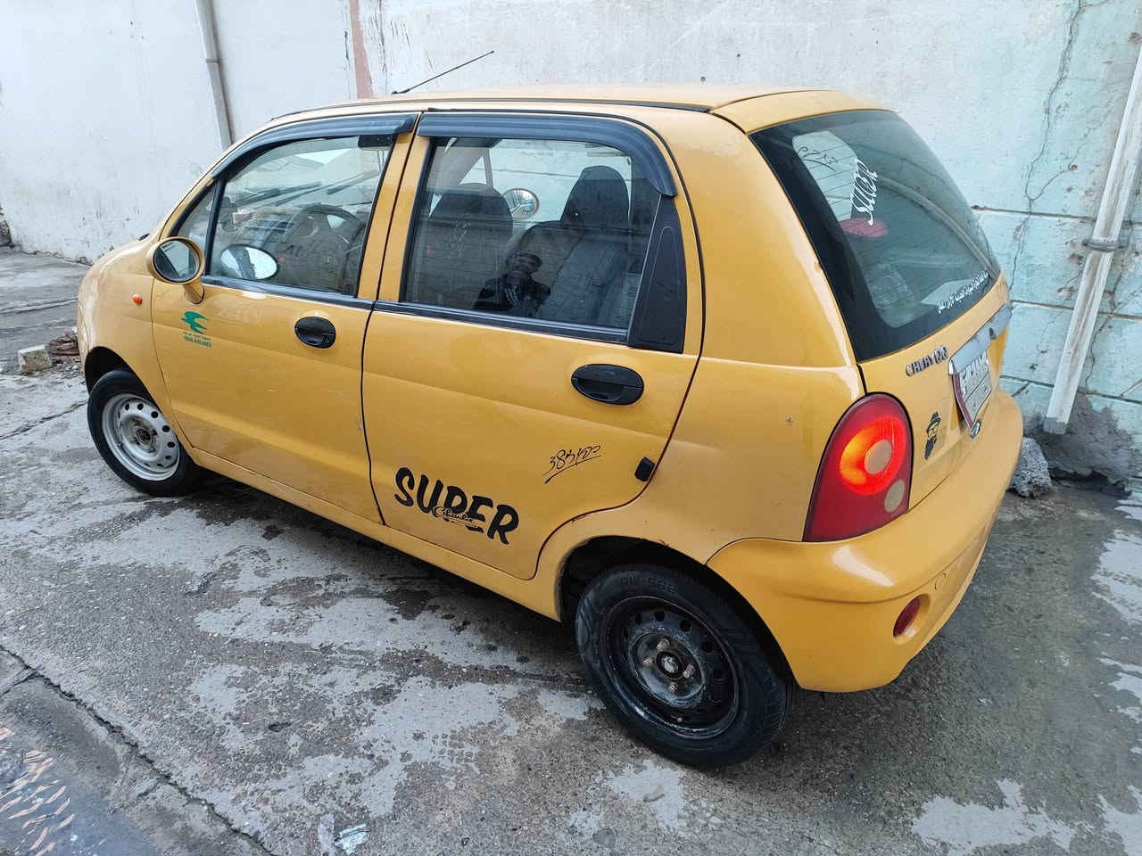 كوكو 2011 بلا ضرر مكينه وكير شرط
هيئة غرامات صفر رقم بغداد صاحبها الشرعي بل الموصل 
السنوية 2027 
كاربون بنزين 
السياره جديده ومابيه أي نقص وهذا رقمي 
السعر 28 وبيها مجال
***********
