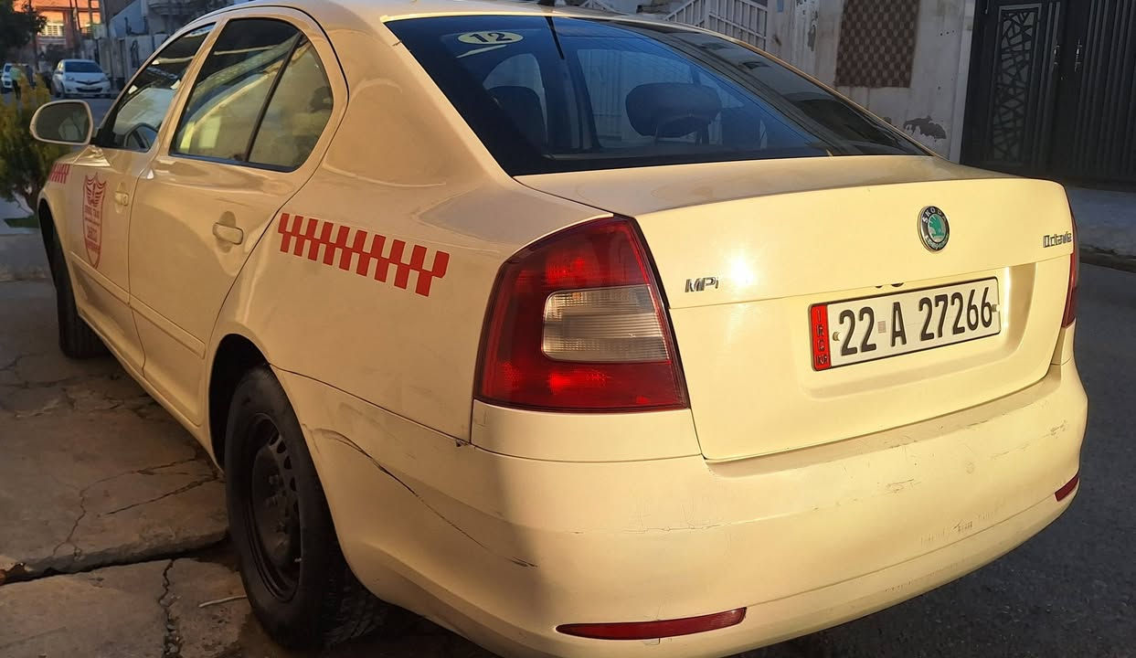 سکۆدە مۆدیل 2013
بیلاد گێڕ تۆماتیک بیلاد تەکسی
٤ پارچەی هەیە
سەنەوی تا 2027
غازی سیستەمی ئیتاڵی لەسەرە
سعر 95 وەرەقە و ماعامەلە
***********
