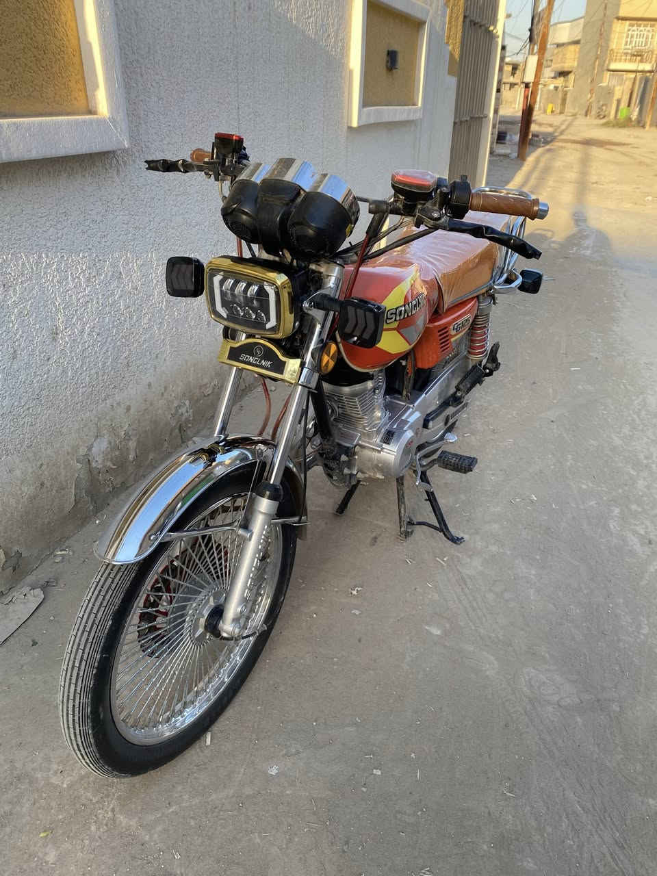 تايكر 2025 اوراق استنساخ
دراجه نضيفه مكفوله 
مكاني حله -شاوي 
السعر 700 وبيها مجال 
***********
