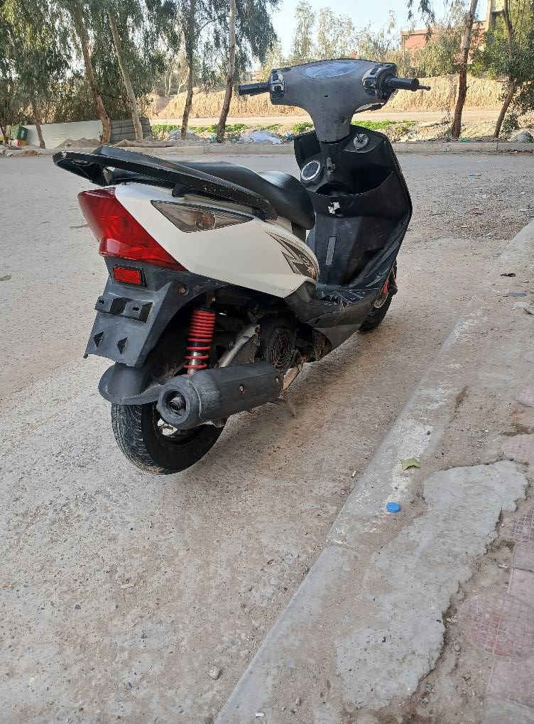 سلام عليكم دراجه ماكس ثعلب 140للبيع دراجه نازله رمبه قبل٣   أشهر  برغي ما مفتوح بيه يراد اله بنزات بريك خلفي وقمجي مال سرعه مكطوع السعر 800 وبيه مجال قليل أو مراوس بدراجه كير *********** العنوان بغداد الشعب حي المهندسين
