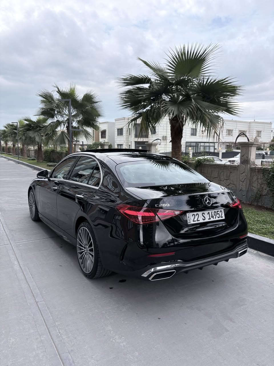 السلام عليـكم 👋 رمضان كريم 🌙
للـبيع وكالة BCM صفر اربيل
زيرو شركه ماشيه 4 الف كيلو متر 📦
ضمان دولي وضمان 5 سنوات ✅
موديل 2024 // فول مواصفات 
C class 200 AMG اصل 
سويچين بصمتين من الوكاله
كفاله عامه بدون صبغ بدون تعديل بدون تكحيل مكفوووووله ✅
كلشي بشرط وعلى وضع الشركه ✅
-بانوراما سقف زجاج بلكامل 
-دشبول بيانو 🎹 
-داخل 64 لون متغيرر 
-داخل جلد مشمشي بلادي 
-كشنات خزن ميموري وتدفئه وكهرباء 5️⃣ وضعيات للراكب 👍
-اناره محطيه ترحيب مع علامة مارسدس
-صندوق كهربائي مع وضعية الحركه 
-وياله جوهره بلادي مع تخم تايرات بريلي اصلي وكاله 🛞
-كامل مستلزمات وملحقات السياره غير مستعمله ومع السياره 
-مكان السياره 📍اربيل شقق كنجان لايڤ
- سعر السياره 📞 📞 
- ⁠اي استفسار الاتصال واتساب
- ⁠***********
