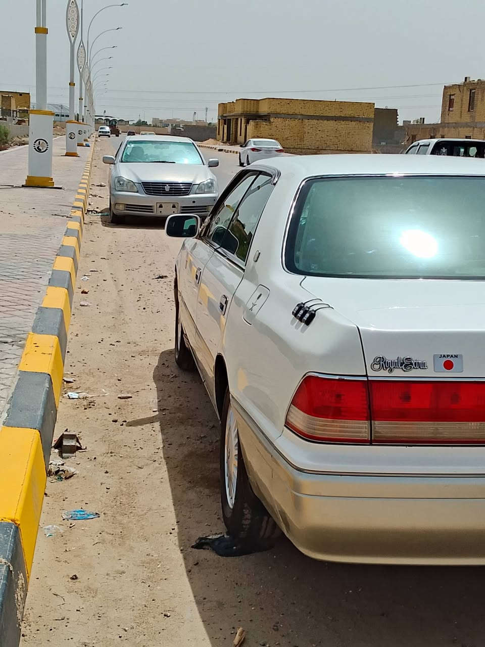 سلام عليكم ورحمة الله وبركاتة
السيارة للبيع بيها الحوض مال السبير وبيها ضربه بالخشم 

السيارة جاهزة رقم نگليزي الانبارر سونار موجود اذا ماتفيدك لاتتصل *********** اكفلها الك من عيب الشرعي السعر 95 وبيها مجال مكان السياره ذي قار قضاء الشطره

