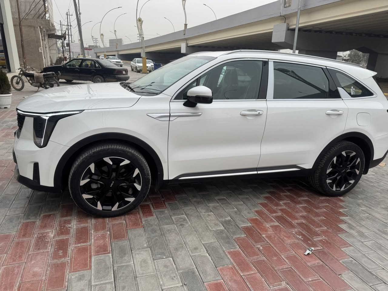 السلام عليكم ورحمة الله وبركاته
داتا شو 
كامرتين 
ويل ٢٠ 
🌳 الموديل 2024
🌳 سعة المحرك 6V 3,5L
🌳 مرتبط بناقل حركة أوتو 8 نمر
🌳 يبلغ عزم الدوران 350 نيوتن
🌳 كير ماوس
🌳 عدد AIR BAG 2
🌳 حساسات أمامية 
🌳 حساسات خلفية
🌳 لايت زينون + LED
🌳 كشافات 
🌳 بك لايت LED
🌳 ويل كب 20
🌳 4 دسك
🌳 قبضات أبواب من الألمنيوم
🌳 ماسحة خلفية
🌳 مفتاح التشغيل بصمة
🌳 تشغيل عن بعد 
🌳 فتح الصندوق كهرباء
🌳 شاشه متصل 
🌳 الانارة الداخلية هالوجين 
🌳 المقاعد لون أبيض
🌳 حركة المقاعد الأمامية والخلفيه كهرباء
🌳 7 راكب 
🌳 مثبت السرعة Cruise
🌳 المودات والأوامر الصوتية
🌳 أوضاع القيادة  Drive Mode
🌳 فحص أنظمة السيارة 
🌳 مقود جلد حياكة 
🌳 شفتات سرعه
🌳 تبريد شاشة
🌳 3 قطع تبريد 
🌳 هاند بريك بصمة 
🌳 ا ABS 
🌳ا Auto Hold   
🌳ا ISO Fex       
🌳 نظام مانع الانزلاق
🌳 نظام نزول المنحدرات 
🌳 اشارة في المرايا الجانبية
🌳 مخرج منفذ الطاقة ⚡
🌳 ا  Bluetooth / USB
🌳 بردات أبواب خلفية
🌳 بردة خلفية   
🌳 شاحن هاتف Wairlees
ماشيه 36الف قابله للزياده
السياره بيهة بارد بلباب خلف الصدر شي بصيط مامبين
السعر215وبيها مجال بسيط 
 اتصل
***********
