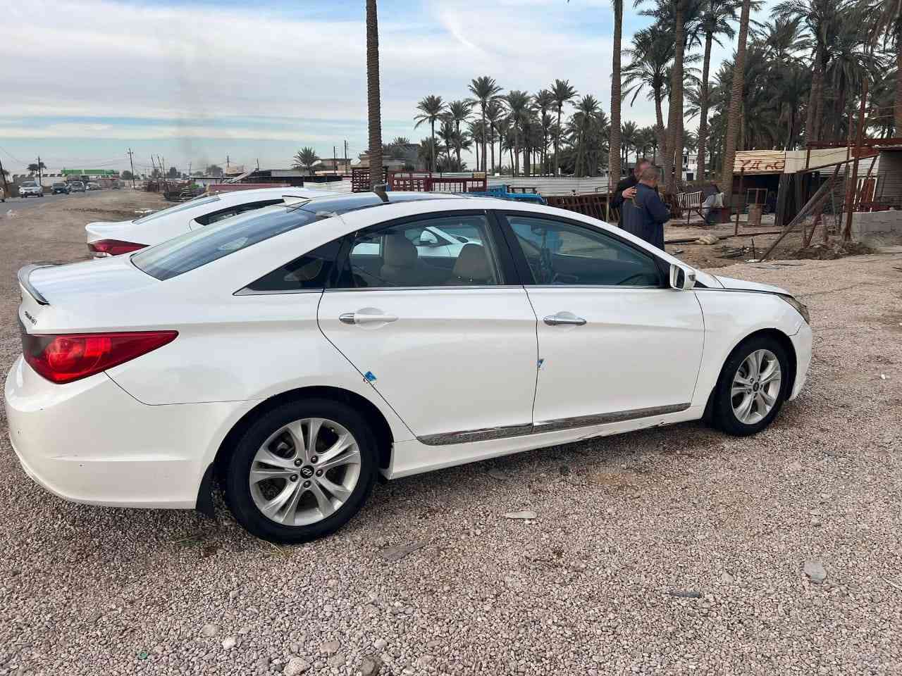 السلام عليكم سيارة سوناتا موديل 2011 خليجي بيها قطعه تبديل بدون دواخل جاملغ أمامي رقم بغداد بسمي تحويل ثاني يوم الاستفسار على خط ***********
