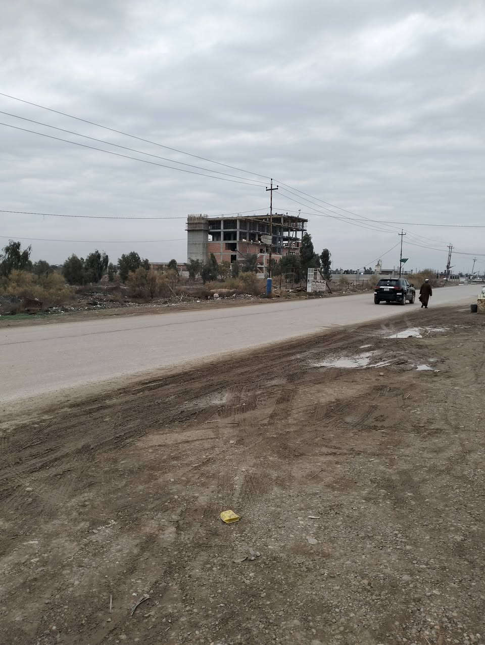 دار للبيع في حي البيادر
الموقع تجاري قرب الجنسية مقابيل المستشفى الجديده 
مساحة البناء 250متر 
للاستفسار اكثر ***********
