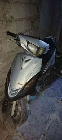 دراجه ماكس ١٤٠ للبيع نقص بس جوزه دراجه شغاله العنوان الرحمانيه شارع ال...