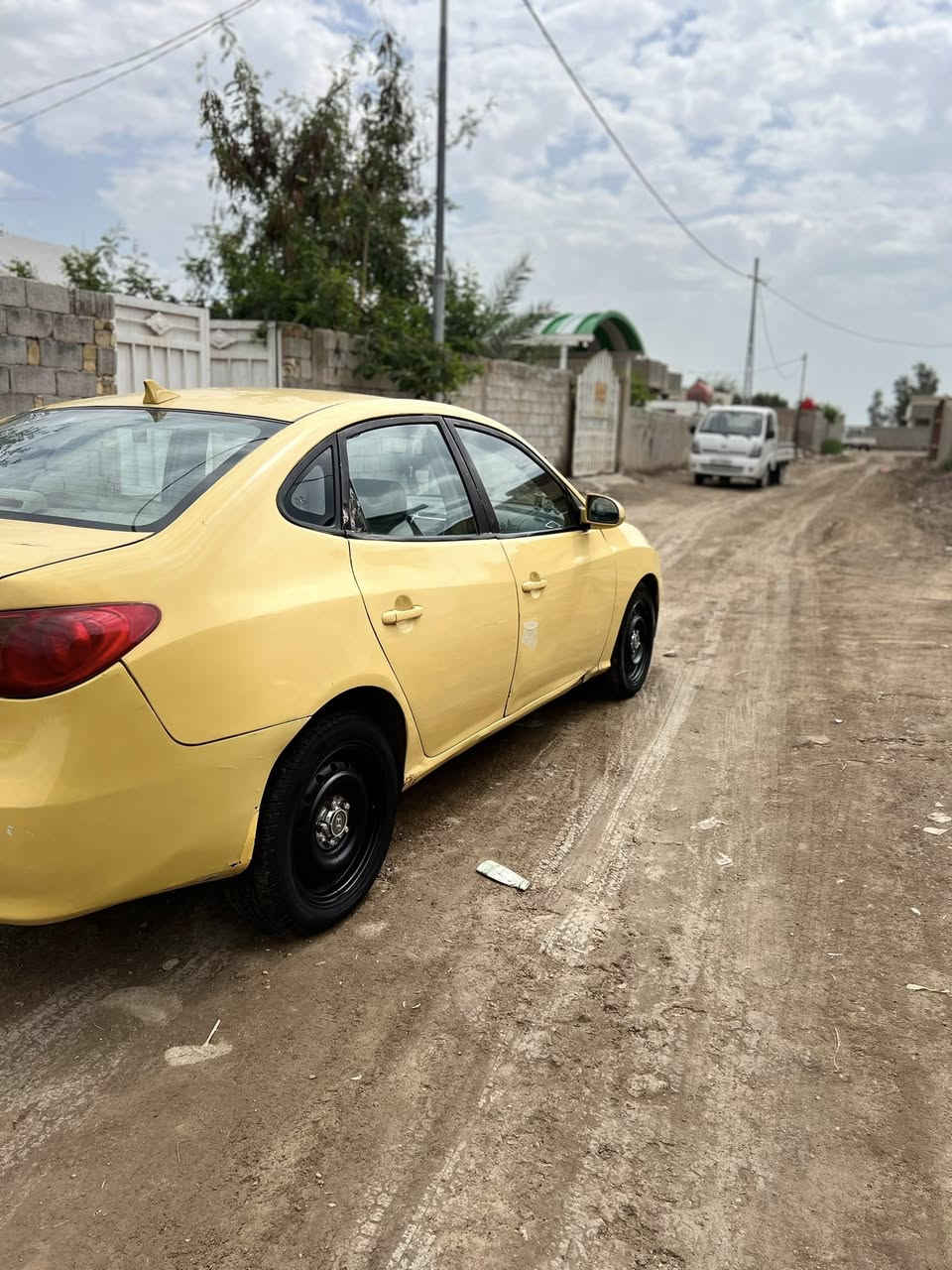 سلام عليكم النتره لبيع وارد مريكي 2007محرك 2000 حادث جاملق خلفي وباب سياره بيه معجون تخم تاير جديد رقم نبار تحويل ثانيوم مصفره هيه قرمات لسعر 76 مكان بابل نيل ***********
