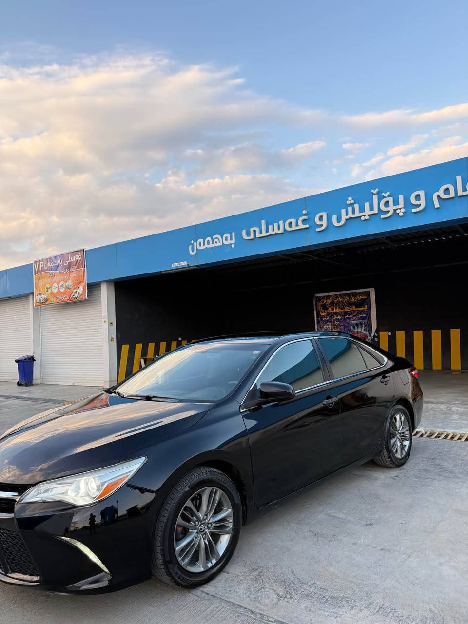 بابەت توێتا کامری مۆدێل 2017 se 
٣ پارچەی بۆیاخە بێ ناوو گرتن بێ ئرباگ 
گێڕوو مەکینەی نەکراوەتەوە بێ کێشەیە 
سەنەوی بەناوو خۆمە تا ٢٩ نووێیە 
چوار تایەی لۆکی لەژێرە سیارەکە یەک دینار مەسروفی نیە
نرخەکەی ١٣٥ گەڵاوو بێ مەجال
ژم *********** کۆرەک وەتسەپ ڤایبەر رانية, السليمانية
