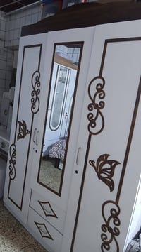 كنتور ٣ باب • نضيف • مطبخ