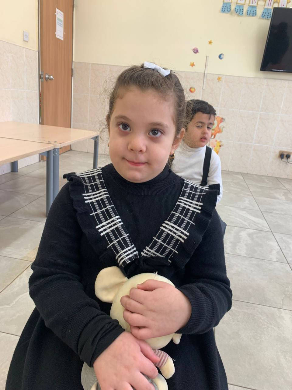 نعتني بطفلك كأنه فرد من عائلتنا 🏠
لأنك تبحث عن "بيت ثاني" يوفر الحنان في التعليم .
في حضانة نور بسماية نفتح ابوابنا وقلوبنا لاستقبال صغاركم 
لنرسم الابتسامه على وجههم ونزرع الثقه في نفوسهم 
شاركونا الرحله .. وشاهد طفلك يكبر ويبدع يومآ بعد يوم .
مؤسسة كيدز اكاديمي التعليمية 
حضانه نور بسمايه A9  
للاستفسار الاتصال ☎️***********
