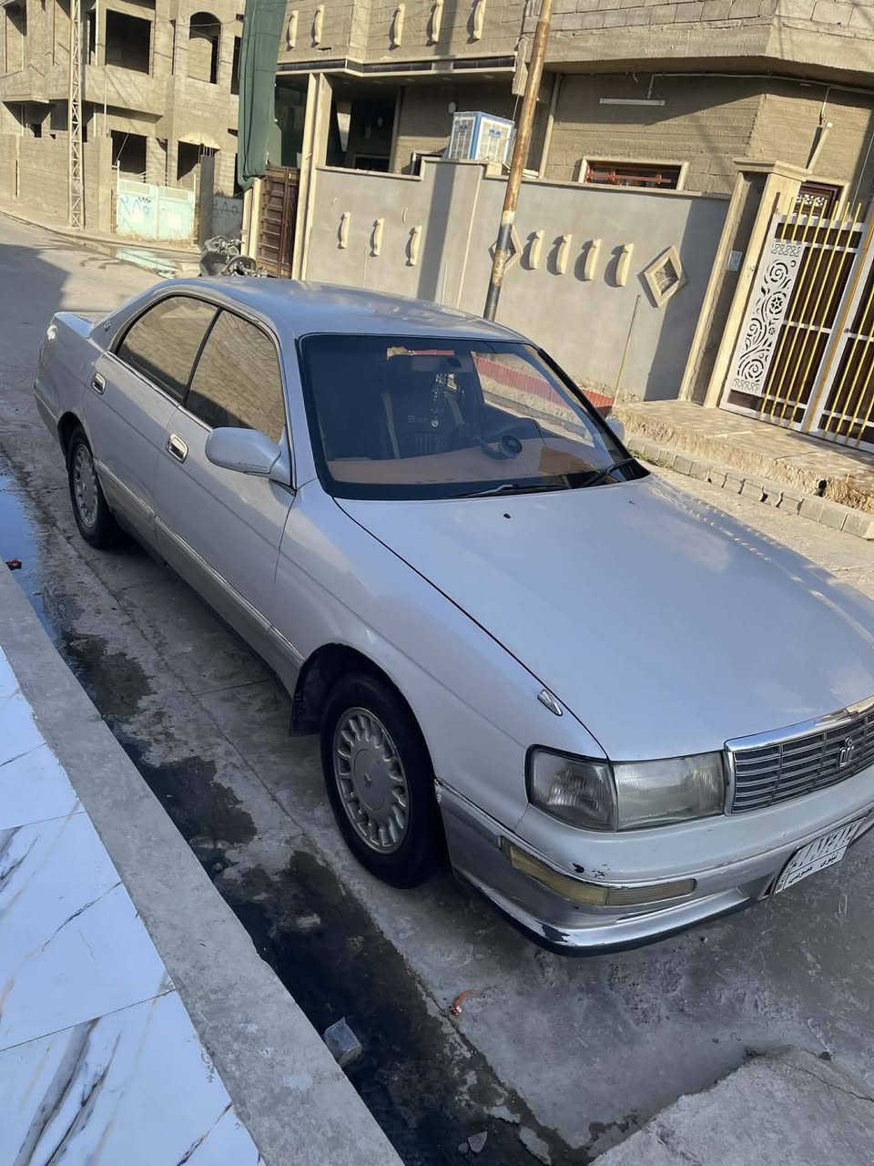 بطة منفصل
موديل 94
كوبون بانزين
سنوية الى 2029
محرك 2.5
تدفئة تبريد
لايت زينون
شاشة وكامرة
طخم تايرات امامي جديد قبل اسبوعين شديتو
باتري جديد

الضرر باب خلف السايق وجاملغ مصبوغ

بيها تلكيطات مال شضاية تحرير 
بلادية
 اسيا   ‏‪0770 813 7066‬‏
