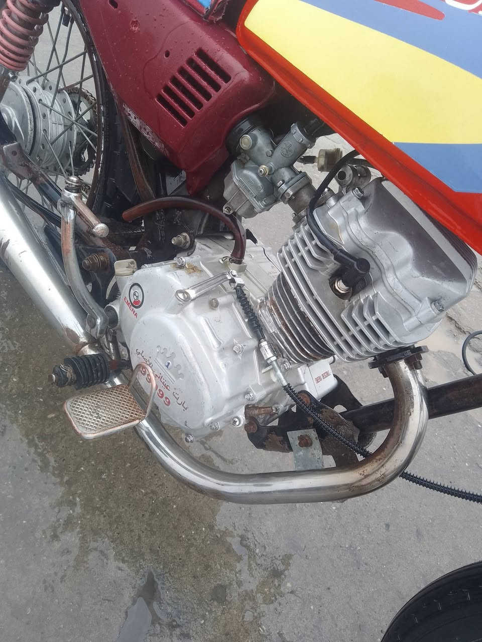 السلام عليكم
السلام عليكم 
ماطور ايراني اربعه كير للبيع 
المكينه ناره شرط لا دخان ولا صرف الماطور رقم1 الويلا جدد التواير جدد الشاصي شرط لا عواج ولا بي قطره لحيم تجي تشغل او تطلع السعر 200او بي مجال قليل


**إذا كنت صاحب هذا الإعلان وتريد حذفه لأي سبب، رجاءا أرسل رسالة إلى الدعم الفني**