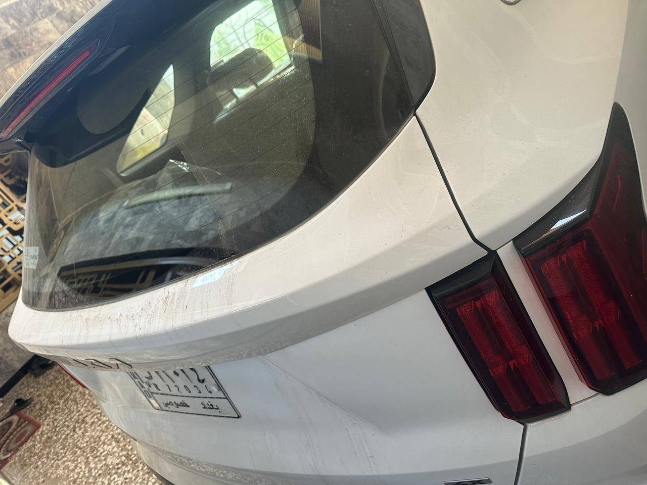 سلام وعليكم
سورنتو موديل2023
4X
فول مواصفات ماشيه 11 الف 
***********
مكفوله كفاله عامه
