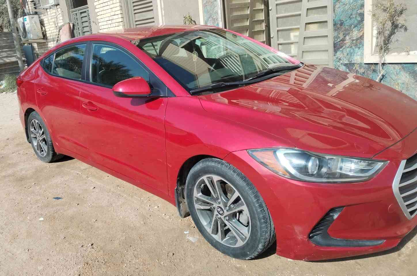 النترا 2017 وارد امريكي
مكينة 2000 دوش 
تحكمات ستيرن جهتين وباقي المواصفات 
مكينة وكير وحدادية خير من الله وتبريد  وكالة مابيه هو 
ماشيه٥٣ مال جناي 
حادثها كما موضح في اخر صورتين (بابين جهة السايق)السعر ١٢٣ وبيه مجال بسيط مكان السيارة كربلاء
للتواصل***********
