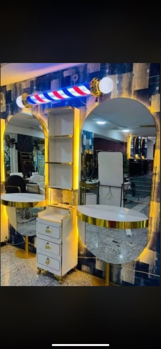 تجهيزات صالونات حلاقه بنسب السعار الستفسار 
عليك مراسلت الصفحه و ***********
