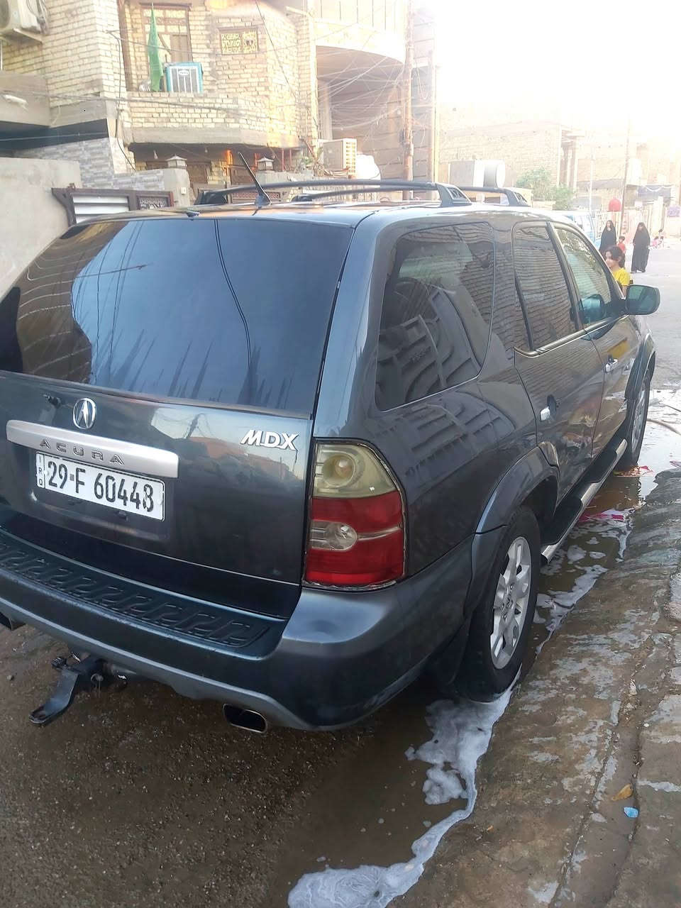 سلام عليكم سياره هونداي ياباني ٧راكب بيها بابين صبغ فقط موديل ٢٠٠٤ سعر ٩٠ بيه مجال مكان بغداد كماليه ***********
