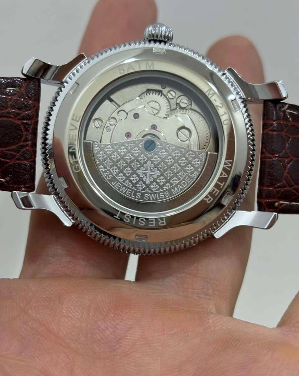 يا الله للبيع ساعه باتك مختمه كلها مع علبتها الاصليه تواصل خاص جديده تصلح هديه ثمينه لكل عزيز 
خادمكم ضرغام الخادم


**إذا كنت صاحب هذا الإعلان وتريد حذفه لأي سبب، رجاءا أرسل رسالة إلى الدعم الفني**