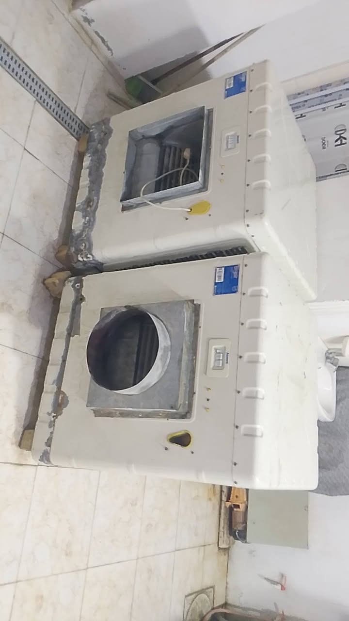 طباخ 5 عيون فريش مصري نقص غطاء فقط ب150
مبردات عدد 2 نضيفات شغالات فقط وحده صبغها متقشر قليل مثل ماواضح بصورة الوحدة على 75
بلازمه شينون 55 سمارت نت نضيفة جدا ب250
أكسبوكس وان اس لوك ستيكر ممفتوح ولا داخل صيانه ب225
لتواصل *********** واتساب
عنوان سويب
