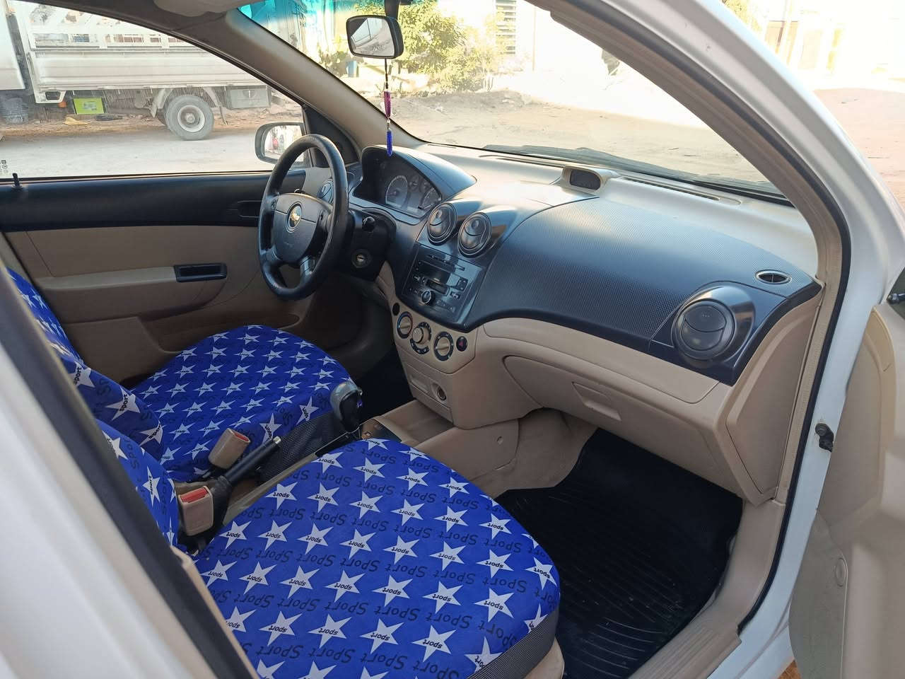 أفيو 2011 محرك مفتوح رقم كربلاء سنويه 2028 باب السايق صبغ فقط السعر 70 اتصال ***********
