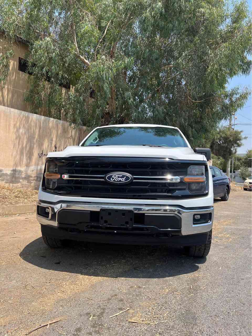 فورد - f150 
موديل ٢٠٢٤ 
بدون صبوغ 
بدل اثنين باب بيلادى 
بدون ايرباك بدون داخل 
مواصفات xlt 
خمس كاميرات 
شاشه كبير 
دبل اكسل 
ماشى ٤٢ مايل

*********** أربيل, العراق
