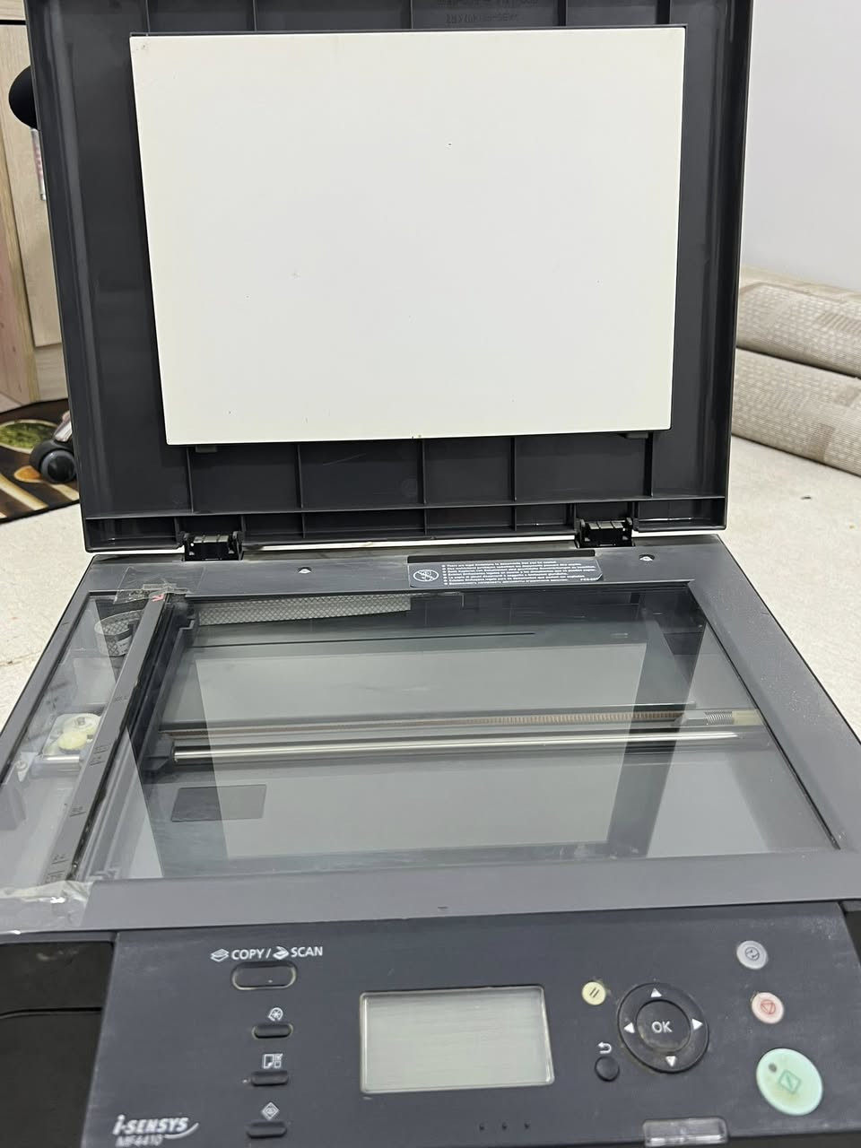 طابعه للبيع نضيفه كلش 
Canon MF4410
ليزر (مو حبر)
تصوير + طباعة + سكنر
مناسبة للمدارس والمكاتب
السعر 140 وبيها مجال للطيبين


**إذا كنت صاحب هذا الإعلان وتريد حذفه لأي سبب، رجاءا أرسل رسالة إلى الدعم الفني**